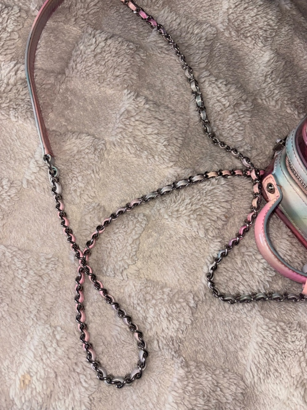 CHANEL Pink Ombre Clear CC Crossbody Bag with Silver Chain - Picture 9 of 10
